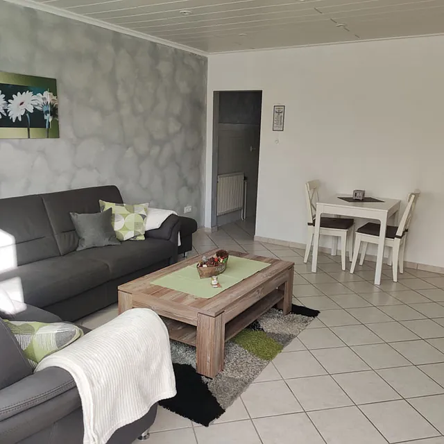 Albatrosstraße 48 (3/4 Personen und ein Kleinkind)